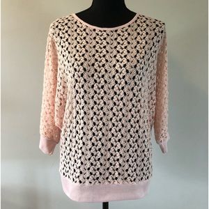 Women’s QED London Light Pink Crochet knit top size S/M